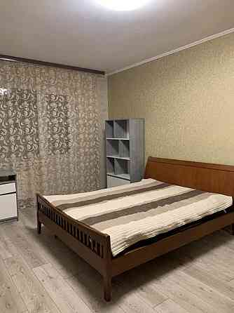 Оренда Квартира 2-кімнатна, 1/10 поверх на Тростянецька, 3 Київ