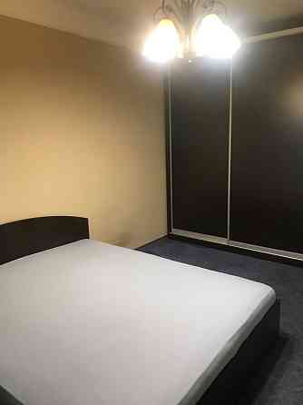 Продаж Квартира 3-кімнатна, 1/5 поверх на Берестейський вул., д. 43-А Київ