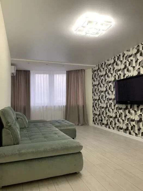 Оренда Квартира 1-кімнатна, 21/30 поверх на Харьковское шоссе, 19а Київ - фото 1