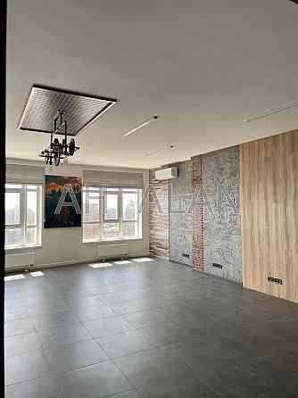 Оренда офісне приміщення на Кловський узв., 7А приміщень - 5, поверх - 30/42 Киев