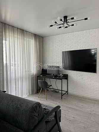 Продаж Квартира 3-кімнатна, 4/9 поверх на вул. Миру Kharkiv