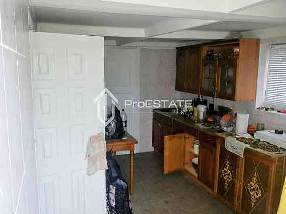 Продаж Будинок 3-кімнатний на вул. Озерна Kiev