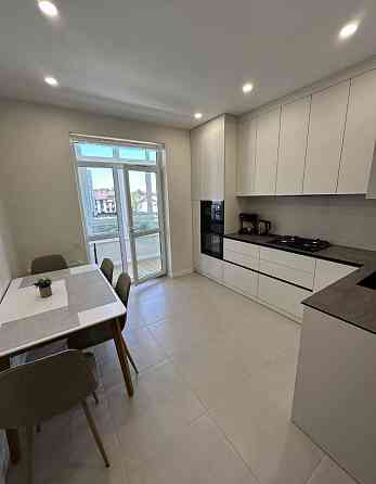 Оренда Квартира 3-кімнатна, 2/7 поверх на вул. Володимира Великого Львів