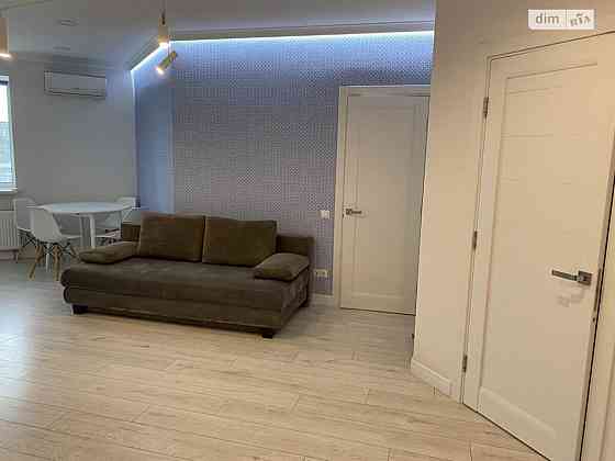 Оренда Квартира 1-кімнатна, 12/19 поверх на Патріарха Мстислава Скрипника, 48а Киев