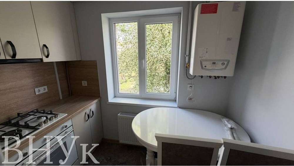 Продаж Квартира 2-кімнатна, 2/4 поверх на миру Чоп - фото 5