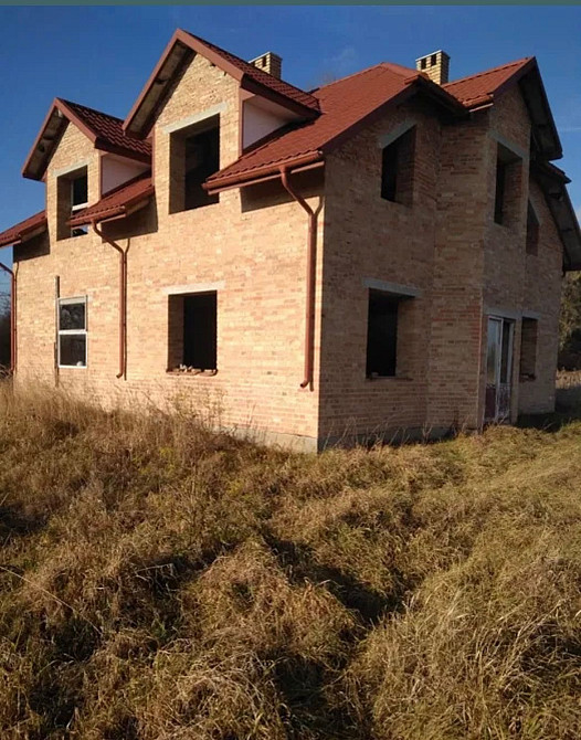 Продаж Будинок 4-кімнатний  - фото 1