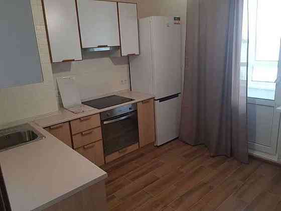 Оренда Квартира 2-кімнатна, 9/24 поверх на ул. Ревуцкого Kiev