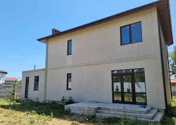 Дом в Малой долине, в пригороде г.  Черноморск, Г/О " Заря", вблизи озера. Молодіжне