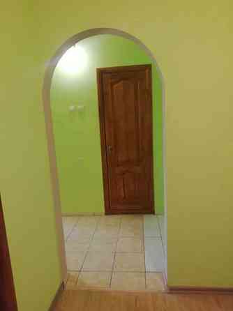 Оренда Квартира 3-кімнатна, 10/16 поверх на ул. Здолбуновская Київ