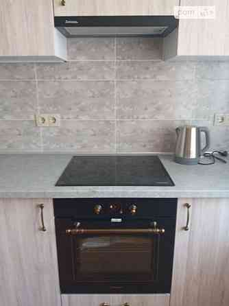 Оренда Квартира 1-кімнатна, 8/25 поверх на ул. Софии Русовой Київ