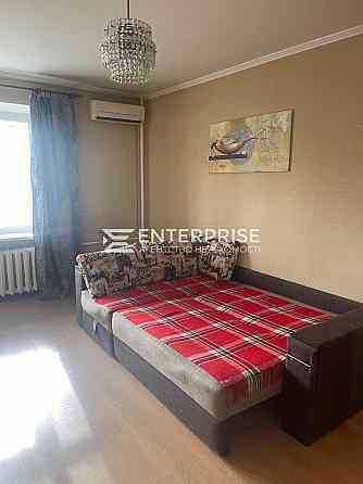 Продаж Квартира 2-кімнатна, 10/10 поверх на вул. Леси Украинки Київ