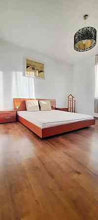 Оренда Квартира 3-кімнатна, 18/23 поверх на Дніпровська набережна, 19А Київ