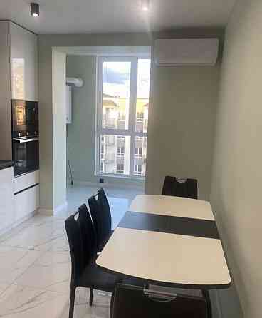 Продаж Квартира 1-кімнатна, 10/10 поверх на Семейная, 5 Dnipro