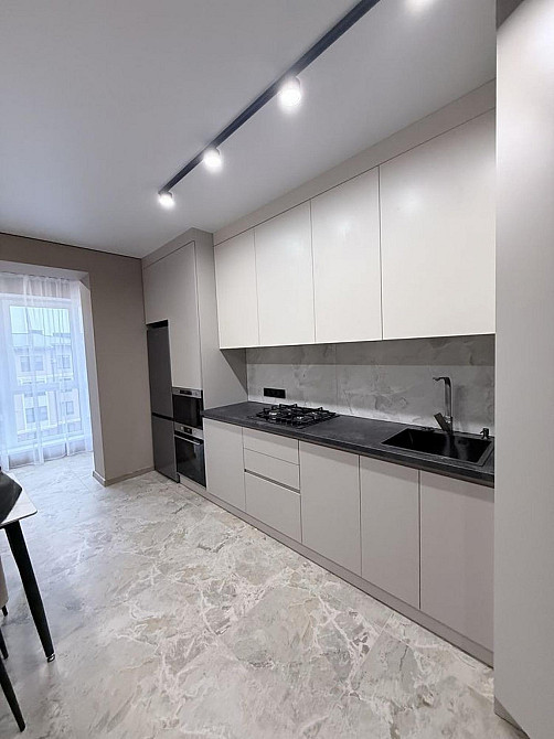 Продаж Квартира 1-кімнатна, 4/6 поверх на вул. В.Чорновола Ровно - изображение 2