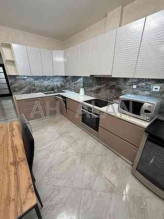 Оренда Будинок 3-кімнатний на Регенераторна вул., 4 Київ