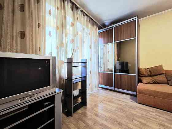 Оренда Квартира 1-кімнатна, 4/9 поверх на вул. Райдужна, 13В Kiev