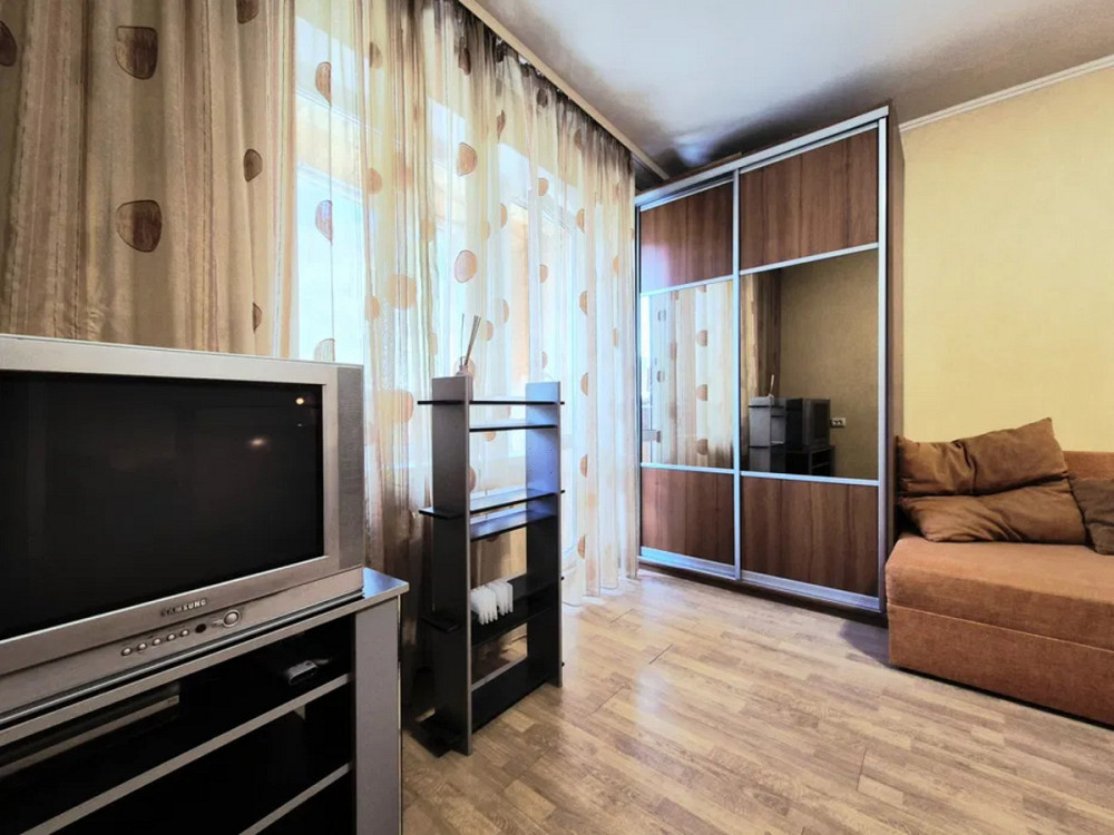 Оренда Квартира 1-кімнатна, 4/9 поверх на вул. Райдужна, 13В Київ - фото 2