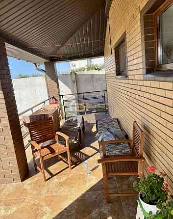 Продаж 2-поверховий Будинок з ділянкою 5 сот 200 кв.м 3 кімн. на пров.Курортний вул. Санжійка