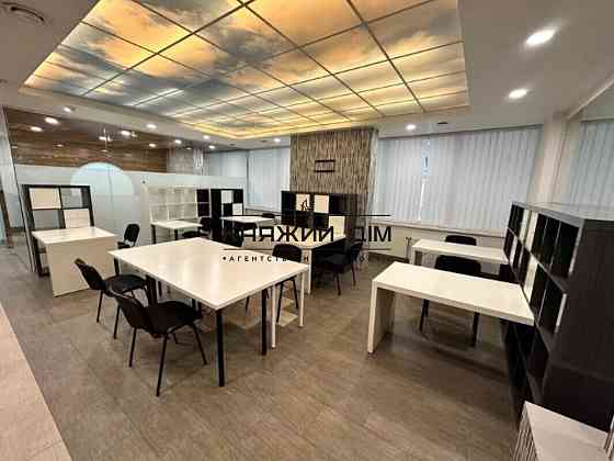 Оренда офісне приміщення на Щорса ул. поверх - 1/22 Київ