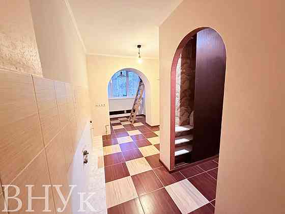 Продаж Квартира 2-кімнатна, 9/9 поверх на Рівненська Луцьк