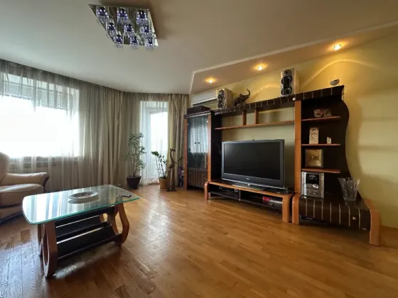 Sale of 3-room apartment 96.7 sq. m. on Savury Klima St. 11A, apt. 7 Ternopil'