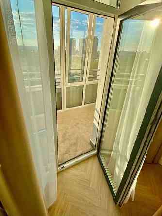 Оренда Квартира 1-кімнатна, 11/25 поверх на Дніпровська набережна, 18б Kiev