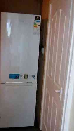 Оренда Квартира 2-кімнатна, 3/5 поверх на Мрії, 18б Київ