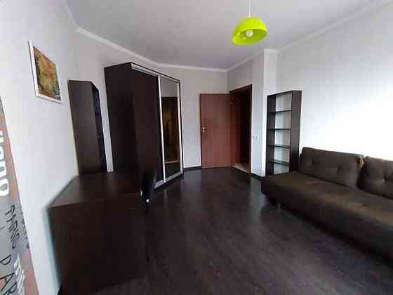 Оренда Квартира 1-кімнатна, 11/37 поверх на ул. Срибнокильская, 1 Київ