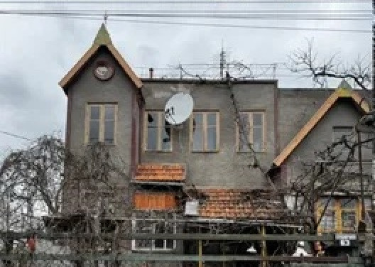 Продам дом в кооп "Заря" между Малой и Большой Долинами.







Общая площадь 70 кв.м.
2 этажа.
Под ремонт.
Газ, свет , вода заведены в дом. Молодіжне - фото 13