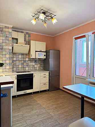 Оренда Квартира 1-кімнатна, 9/25 поверх на Науки, 60 Киев