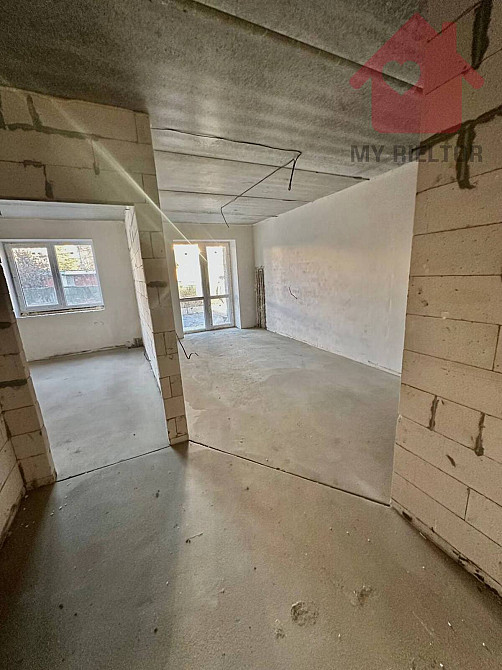 Продаж Квартира 1-кімнатна, 1/9 поверх на Легоцького, 80 Ужгород - изображение 4