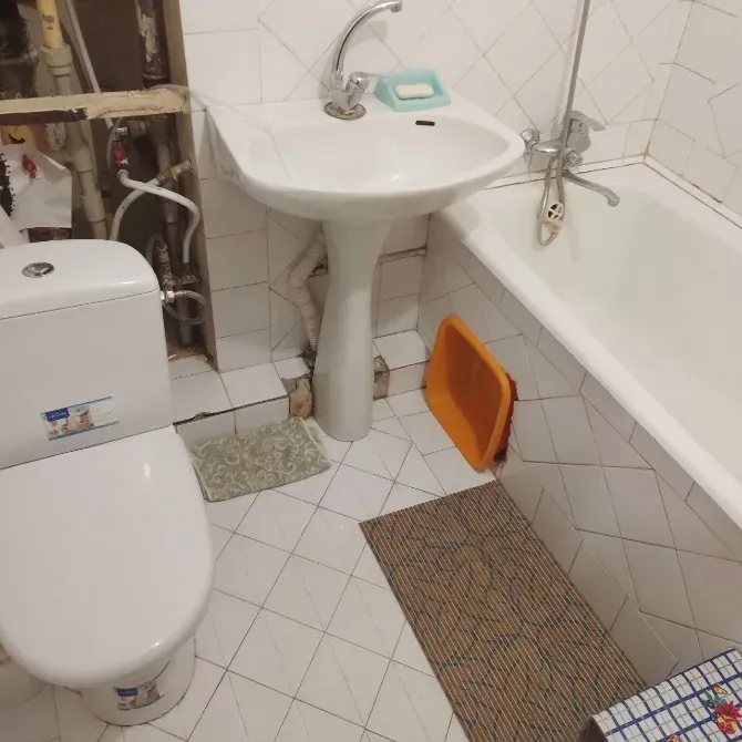 I will rent a simple - modest 1-room apartment on Cheryomushki street Kosmonavtov/Ost. 