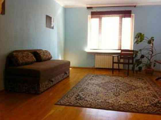 Оренда Квартира 2-кімнатна на Бажана Николая просп., 34 Київ