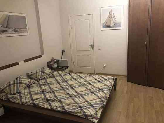 Оренда Квартира 1-кімнатна, 19/25 поверх на ул. Урловская Kiev