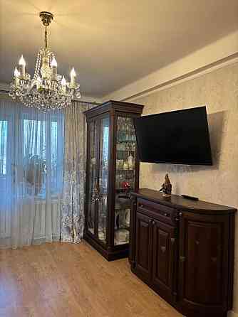 Продаж Квартира 3-кімнатна, 6/9 поверх на Васильківська вул. вул., д. 2а Kiev