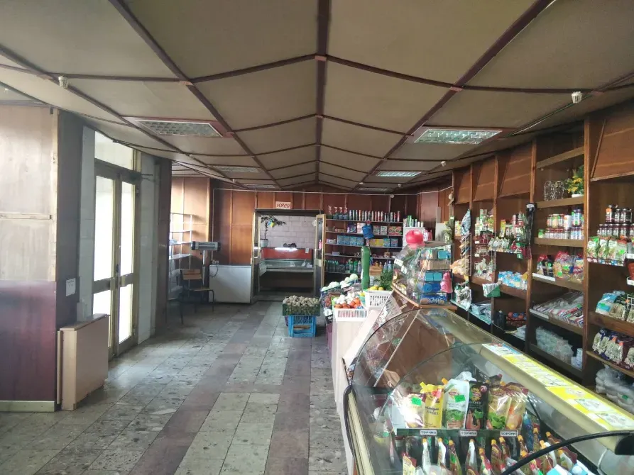 Продажа Помещение в жилом доме площадь 280 кв.м 1-й этаж на Грушевського 27 Ужгород - изображение 6