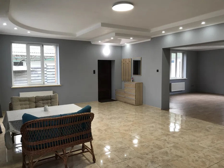 Продаж Будинок 4-кімнатний на ул. Сільськогосподарська, 32а Мала Олександрівка - фото 1