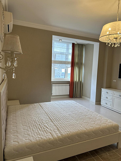 Продаж Квартира 2-кімнатна, 11/25 поверх на Євгена Коновальця вул., 44А Київ - фото 2