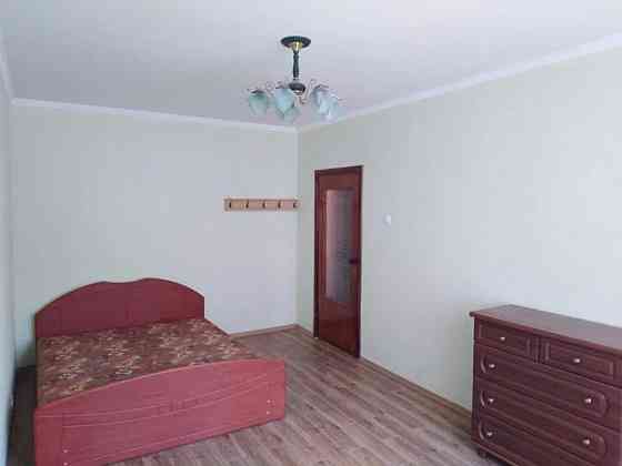 Оренда Квартира 1-кімнатна, 5/12 поверх на вул. Академіка Заболотного, 48 Киев