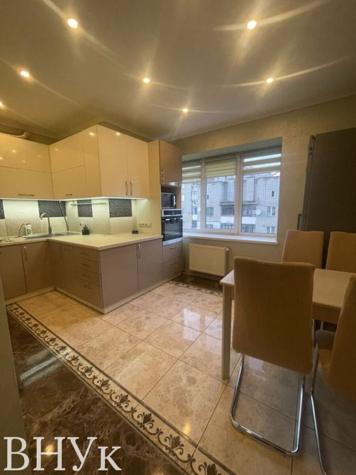 Продаж Квартира 3-кімнатна, 6/10 поверх на вул. Вернадського Львів - фото 3