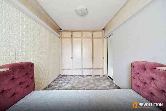 Оренда Квартира 2-кімнатна, 4/5 поверх на Гоголівська, 9Б Kiev