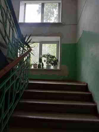 Продаж Квартира 3-кімнатна, 2/5 поверх на Антонова Авіаконструктора вул., д. 2/32 к8 Kiev