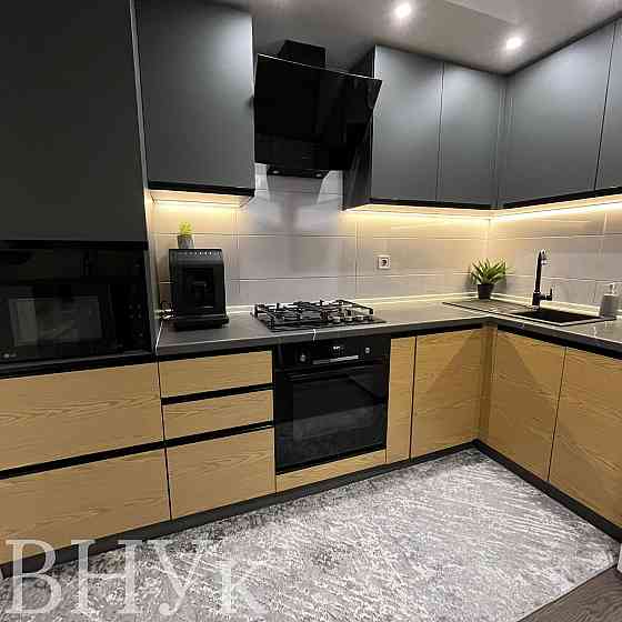 Продаж Квартира 2-кімнатна, 8/11 поверх на С. Тимошенка Вінниця