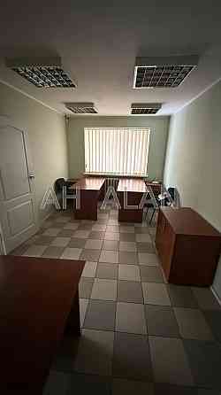 Оренда Будинок 3-кімнатний на Межигірська вул., 54 Kiev