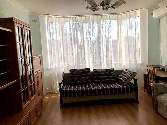 Оренда Квартира 2-кімнатна, 15/20 поверх на пр. Николая Бажана Київ