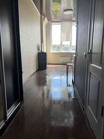 Оренда Квартира 1-кімнатна, 3/27 поверх на Брожка, 70 Київ