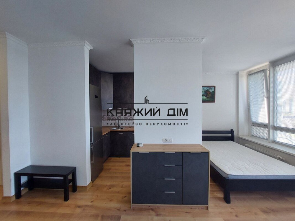 Оренда Квартира 1-кімнатна, 10/12 поверх на Заречная ул. Київ - фото 4