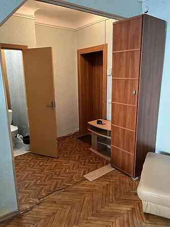 Оренда Квартира 4-кімнатна, 2/5 поверх на Лесі Українки, 15 Київ