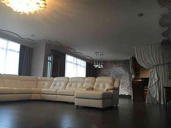 Оренда Квартира 3-кімнатна, 11/11 поверх на улица Окипной Раисы, д.18 Киев