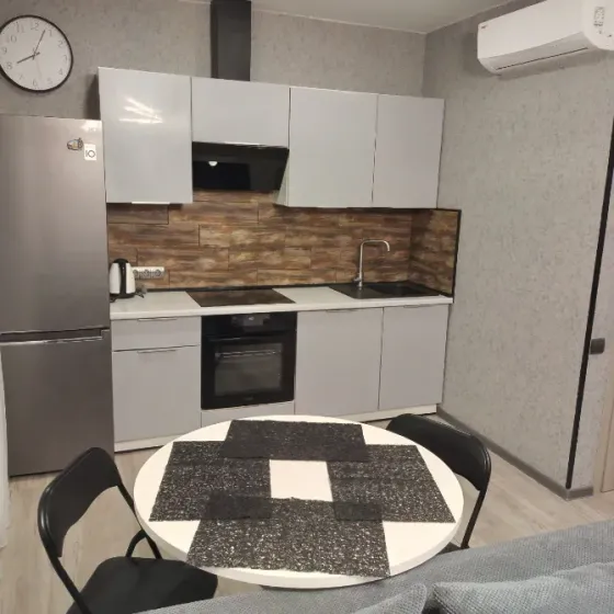 I will rent a cool 1-room apartment in residential complex 53 Zhemchuzhina on Tairova street Zhemchuzhnaya 8 Odessa